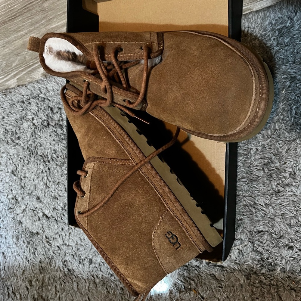 Men Ugg Boots Size 10